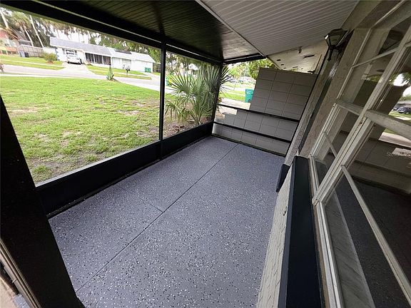 2nd image of 703 VENUS DRIVE