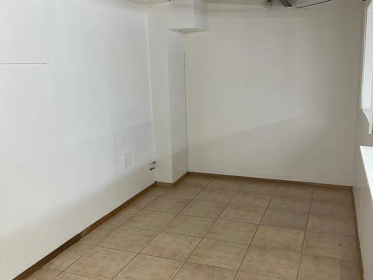 2754 Agua Fria St #E — Photo 13
