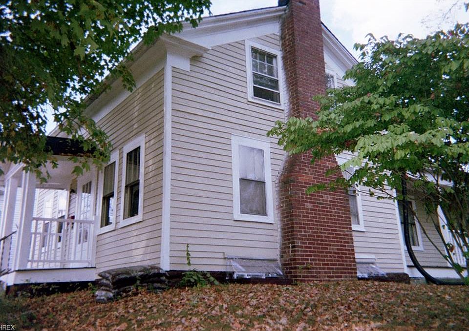 1st image of 226 Elyria St