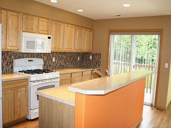 5th image of 20407 Cascade Dr E #1-A