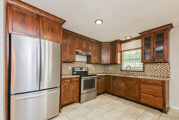 6205 Magnolia Ln — Photo 9