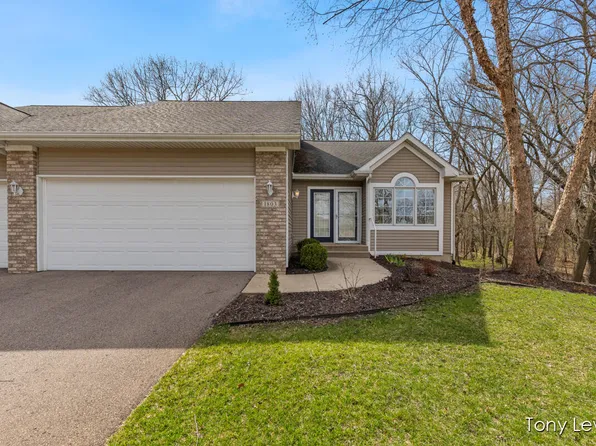 1803 Corville Ct NW, Grand Rapids, MI 49504