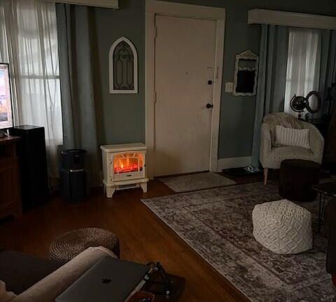 3rd image of 2663 Wyoming Ave SW