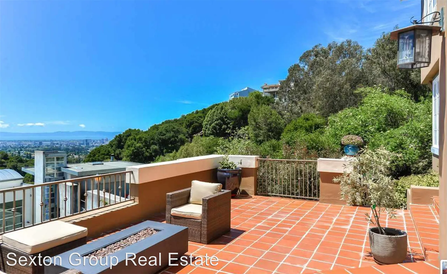 38 Perth Pl photo 1