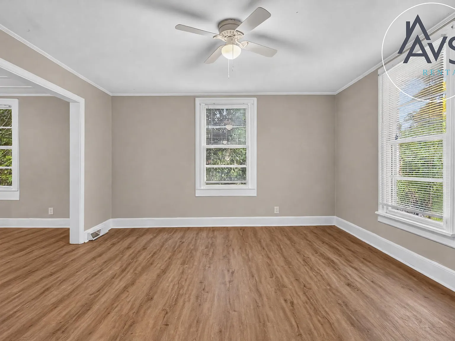 4 bed, 1464 sqft, $1,850 — Photo 3