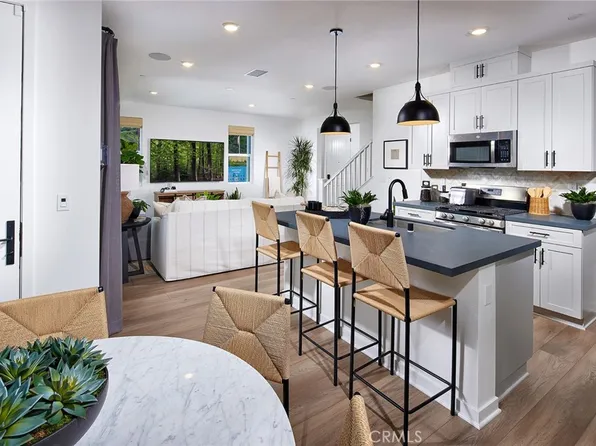 4026 Spring Ln, Corona, CA 92882
