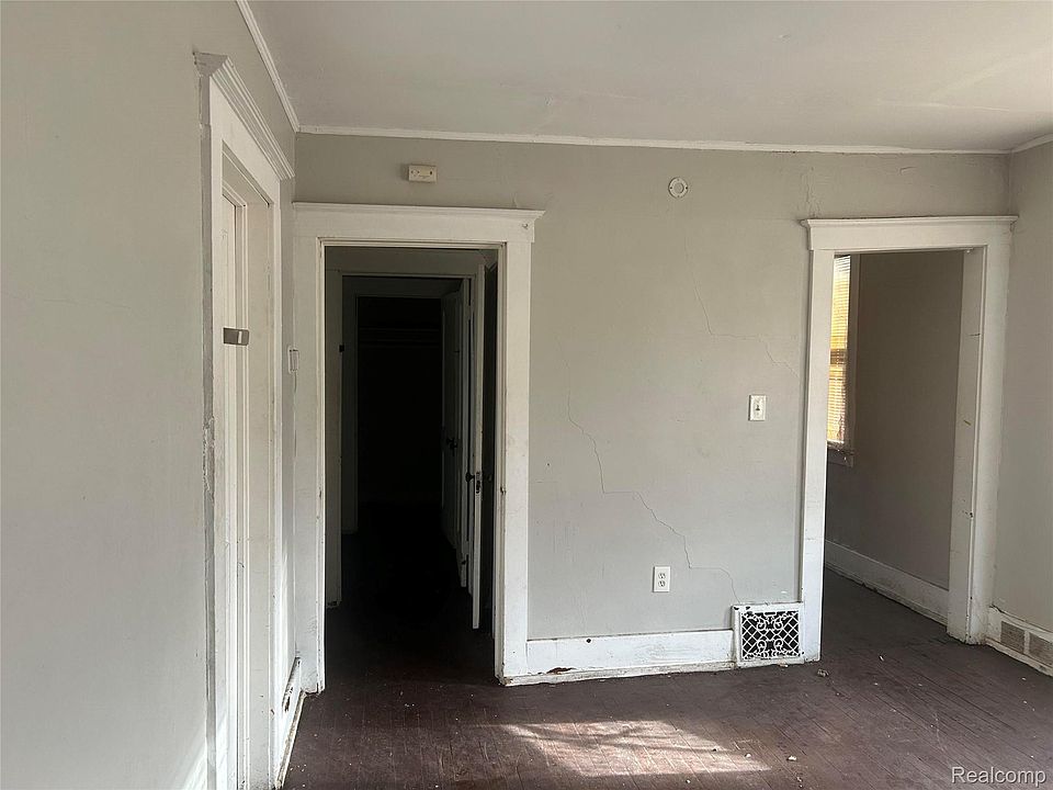 169 Avalon St, photo 20