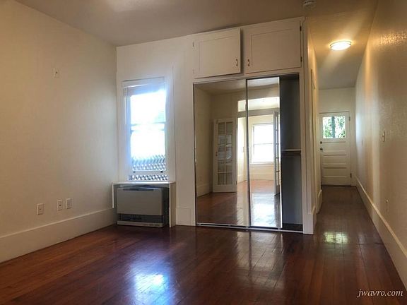 3rd image of 280 Shipley St