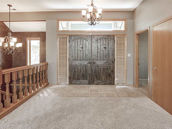2nd image of E Country Club Ln