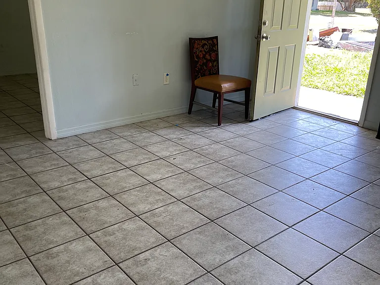1681 Ann Dr — Photo 15