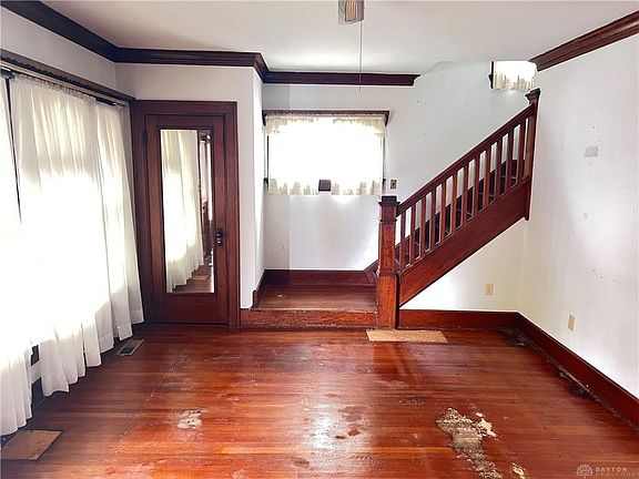 4th image of 534 Santa Cruz Ave