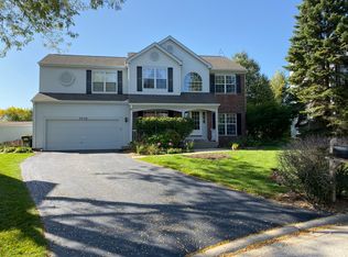 3930 Wisteria Ct, Lake In The Hills, IL 60156