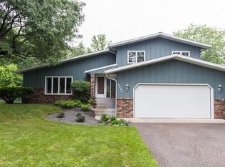 6544 48th St N, Oakdale, MN 55128