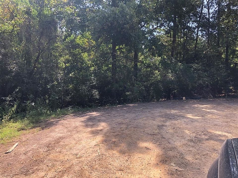 2nd image of Lighthouse Cir