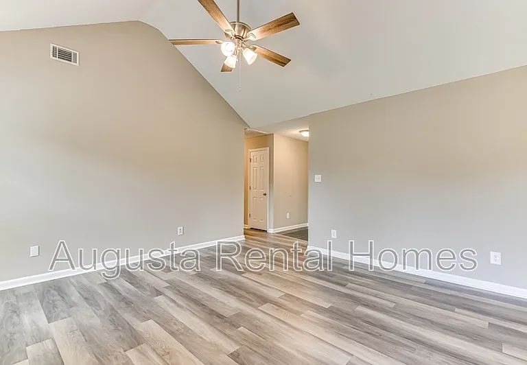4416 Hatteras Dr — Photo 10