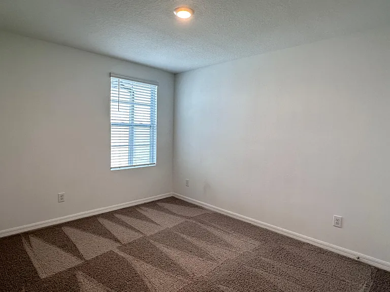 1622 Sanibel Dr — Photo 10
