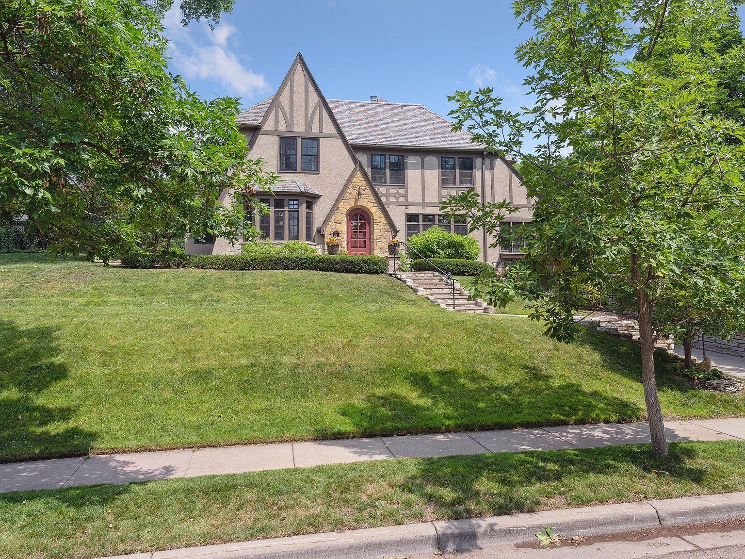 4704 Sunnyside Rd, Edina, MN 55424 Zillow