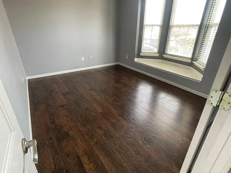 103 Lantana Ct — Photo 15