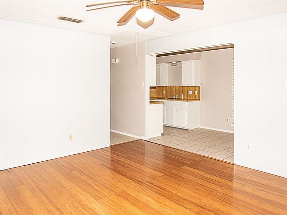 5th image of 1602 Cimmarron St #B