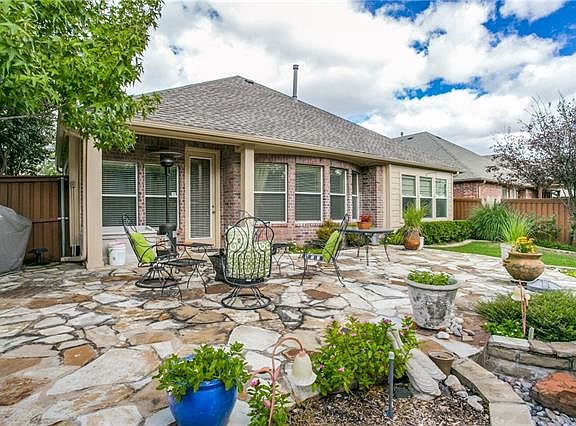 3rd image of 5756 New Castle Dr
