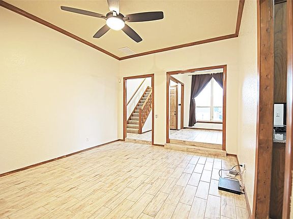 3rd image of 9301 Buttonwood Ave