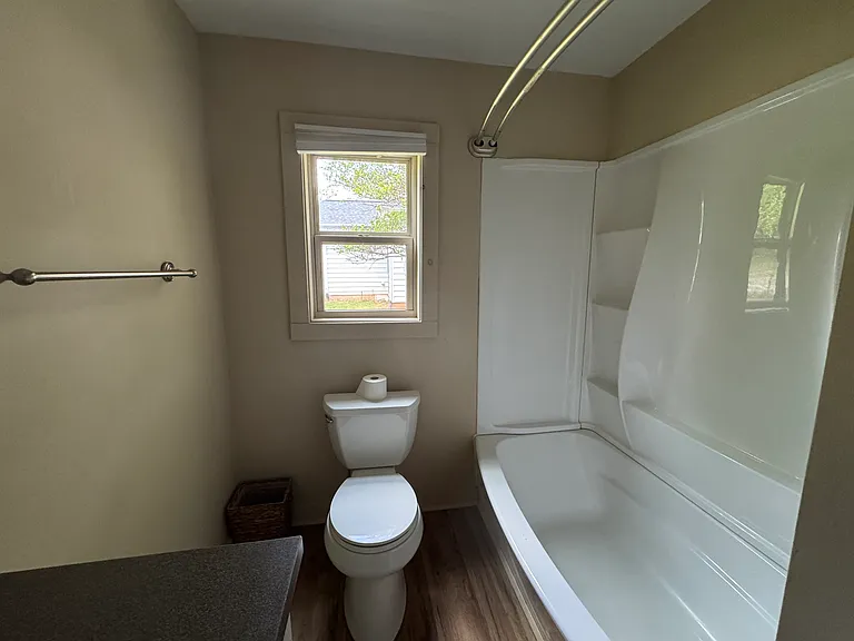 385 Main St — Photo 18