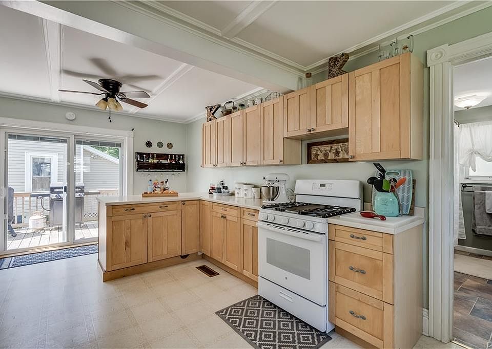 721 Davidson St, Watertown, NY 13601 Zillow