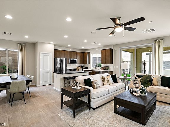 5th image of 11696 Desert Hollow Ave