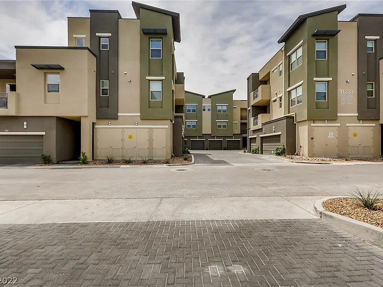 11231 Hidden Peak Ave #207 — Photo 7