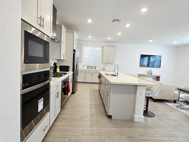 6056 Meru Way — Photo 8