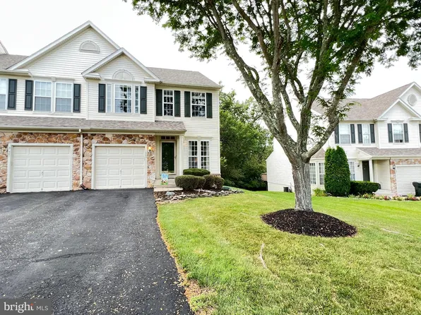 589 Mockingbird Way, Warrington, PA 18976