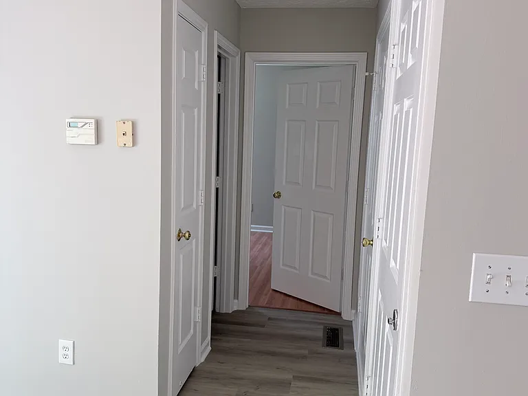 1086 Yellow River Dr — Photo 9