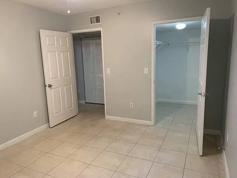 2640 S University Dr — Photo 21