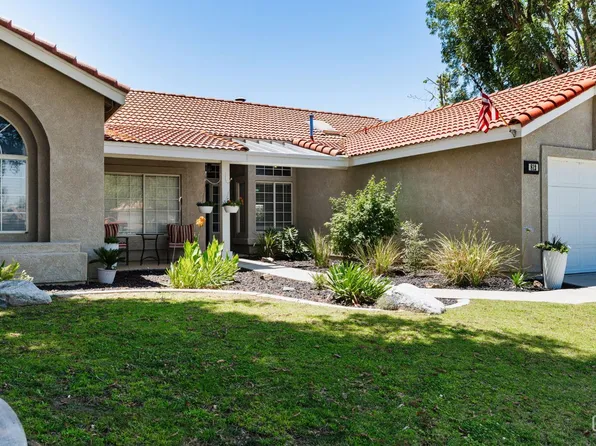 812 Mazatlan Dr, Bakersfield, CA 93314