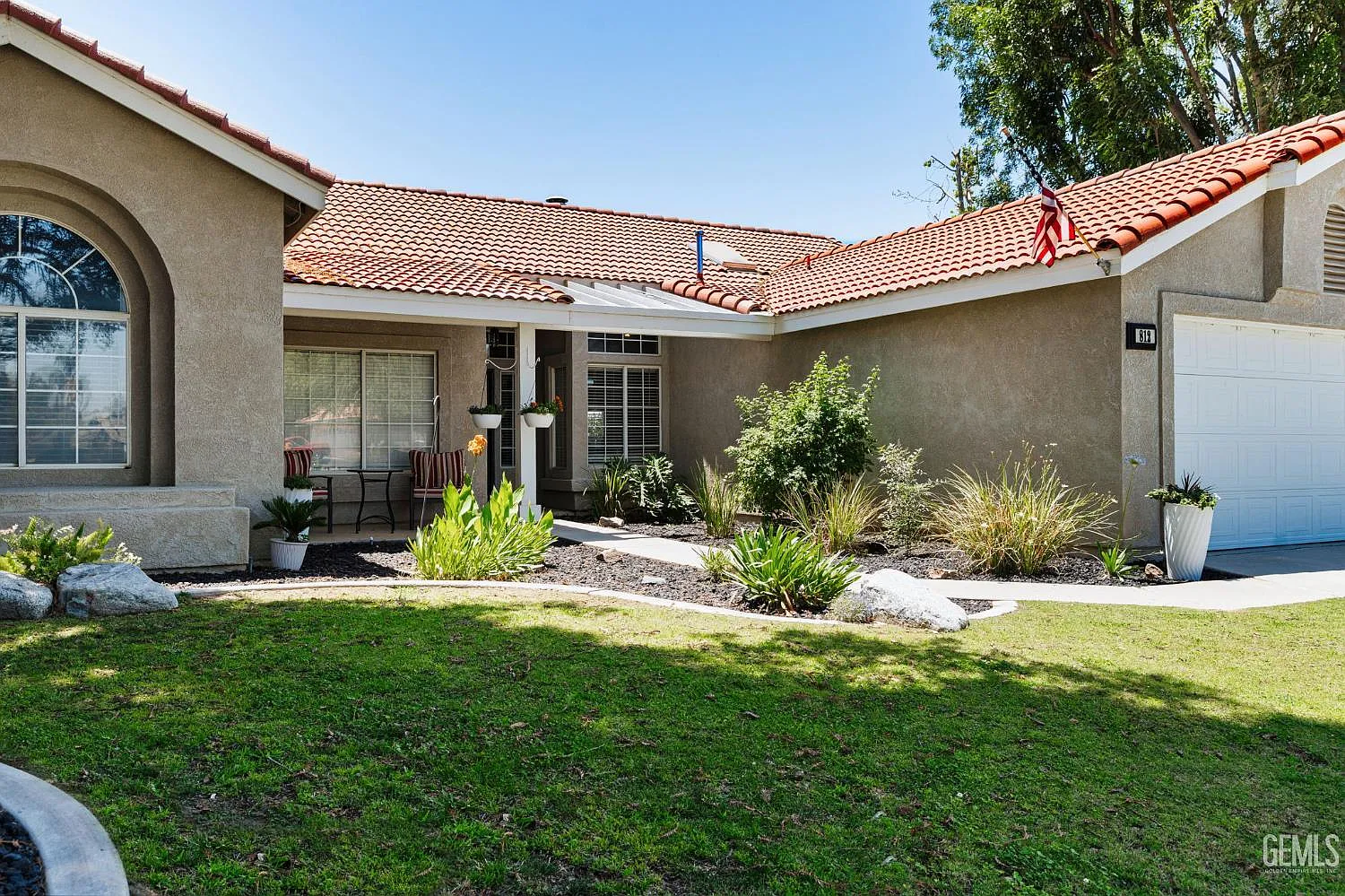 812 Mazatlan Dr photo 1