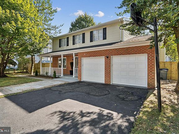 3rd image of 13419 Duchin Rd