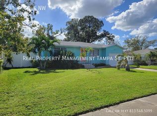 831 4th Ave NW, Largo, FL 33770