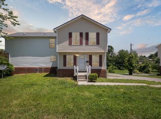348 E Oak St, Nicholasville, KY 40356