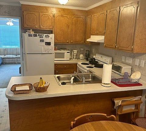 4th image of 3939 Sterling Pointe Drive #Sss 2