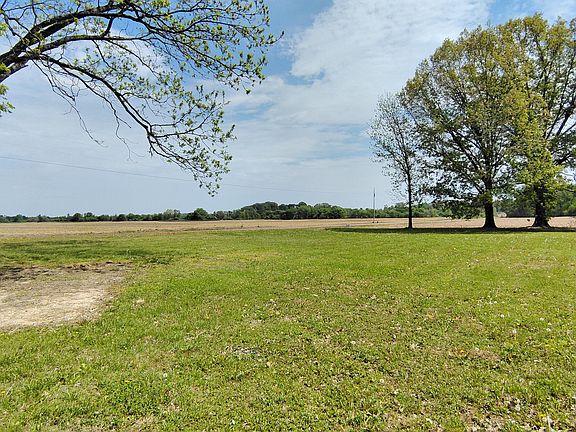 4th image of 2654 Butler Rd