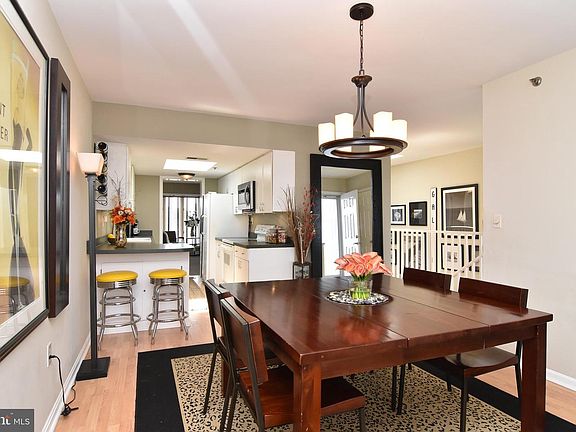 3rd image of 50 Wilmington Ave #17