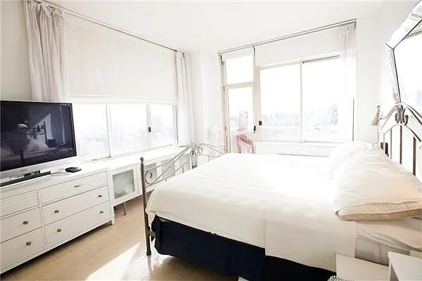 Rented by Hudson Real Estate International LLC | media 1