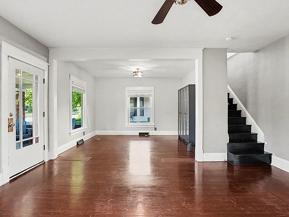5th image of 408 W Mishawaka Ave