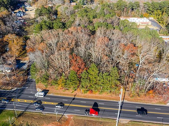 3rd image of 5004 Covington Hwy Lot 12