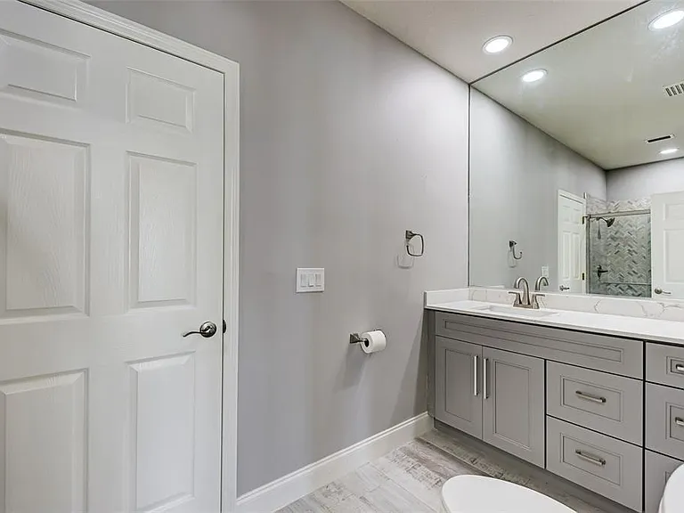 1648 Bayshore Dr — Photo 28