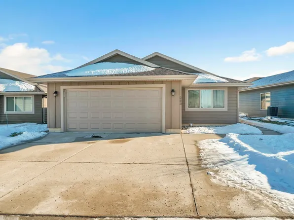 290 240th Ave #253, Arnolds Park, IA 51331