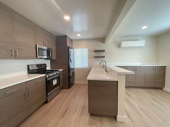 3rd image of 440 E Puente St #A