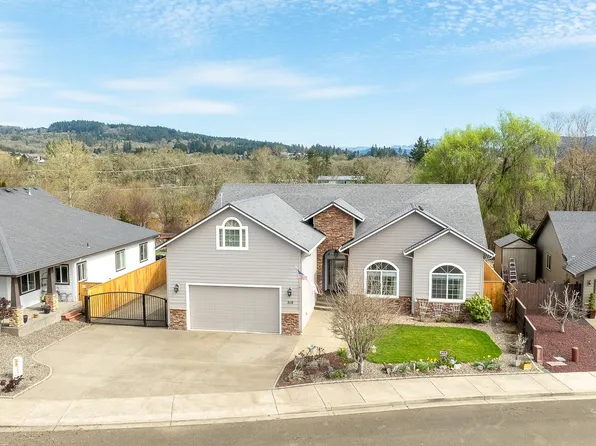 310 Ashwood St, Sutherlin, OR 97479