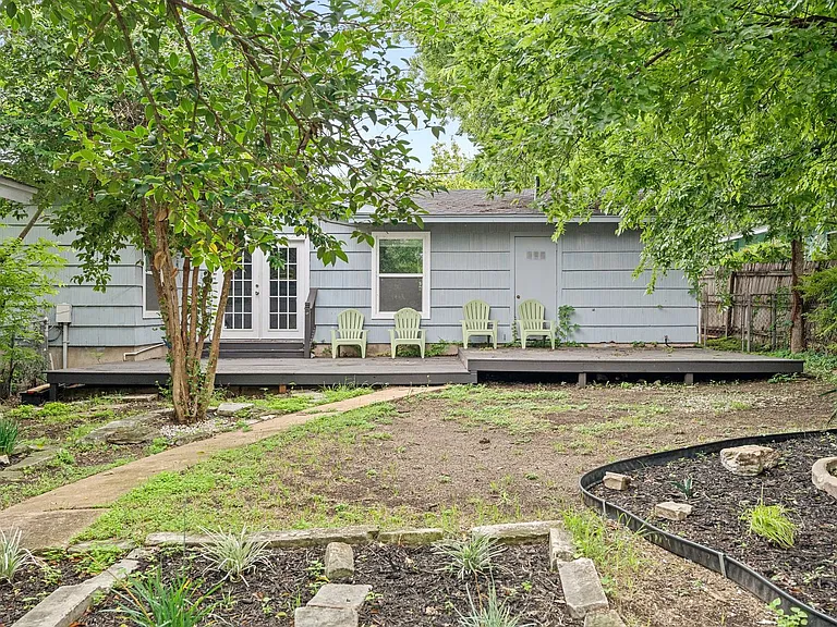 1422 Yorkshire Dr — Photo 26