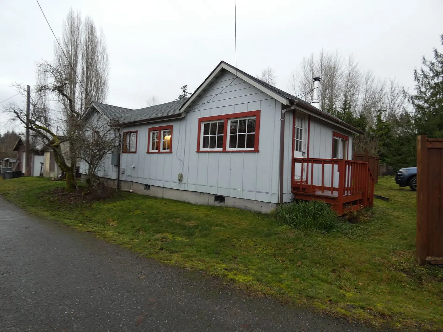 3901 S Tyler Rd photo 1